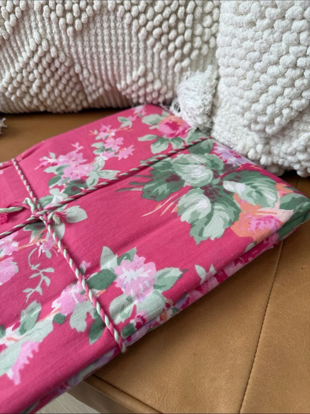 April Cornell cottage rose table cover tablecloth 60”X 84” table for 6-8